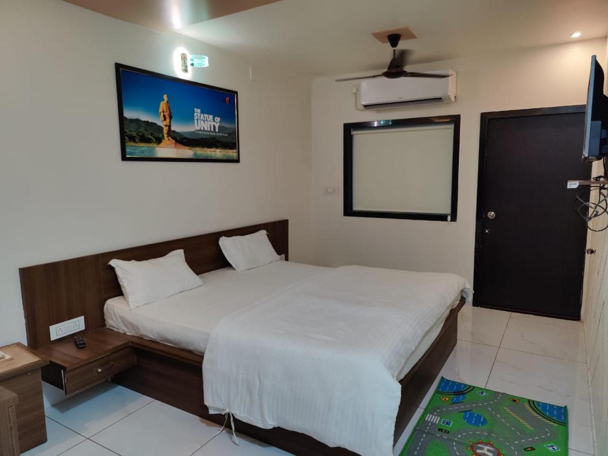 Hotel Sardar Rooms Garudeshwar Dış mekan fotoğraf