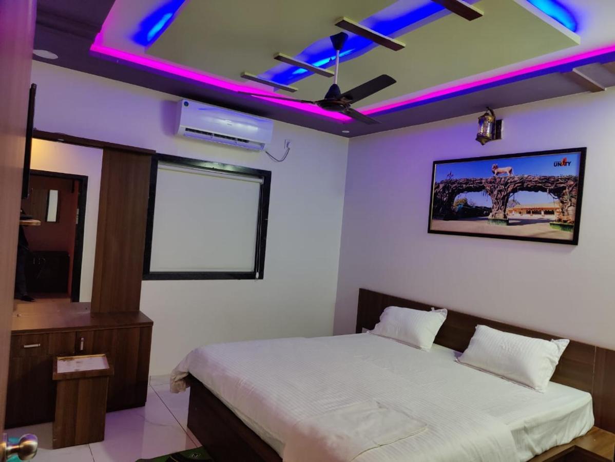 Hotel Sardar Rooms Garudeshwar Dış mekan fotoğraf